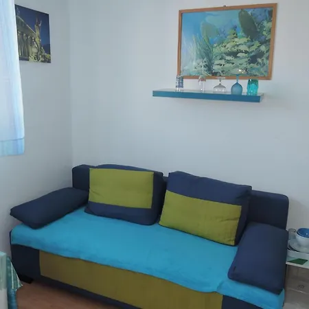 For 3 People Near The Sea Apartment