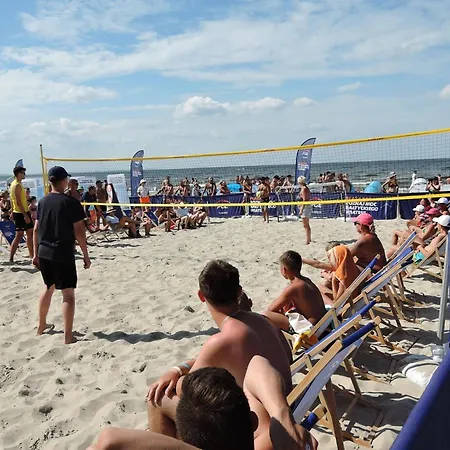 For 3 People Near The Sea *